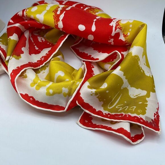 Vera Neumann Accessories - Vintage Vera Neumann long rectangular silk hand rolled scarf.